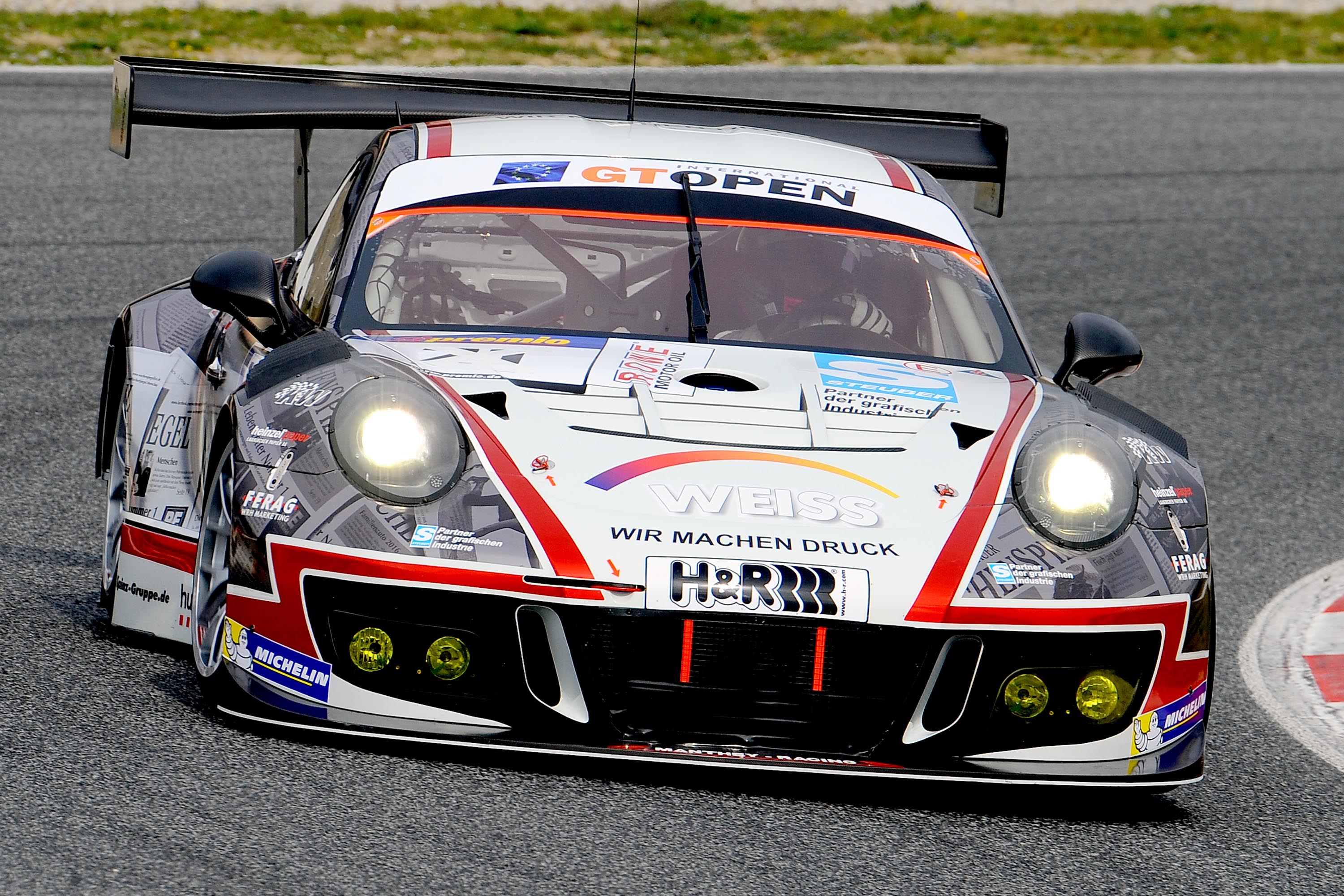 VLN: WTM Racing startet mit zweierlei Porsche