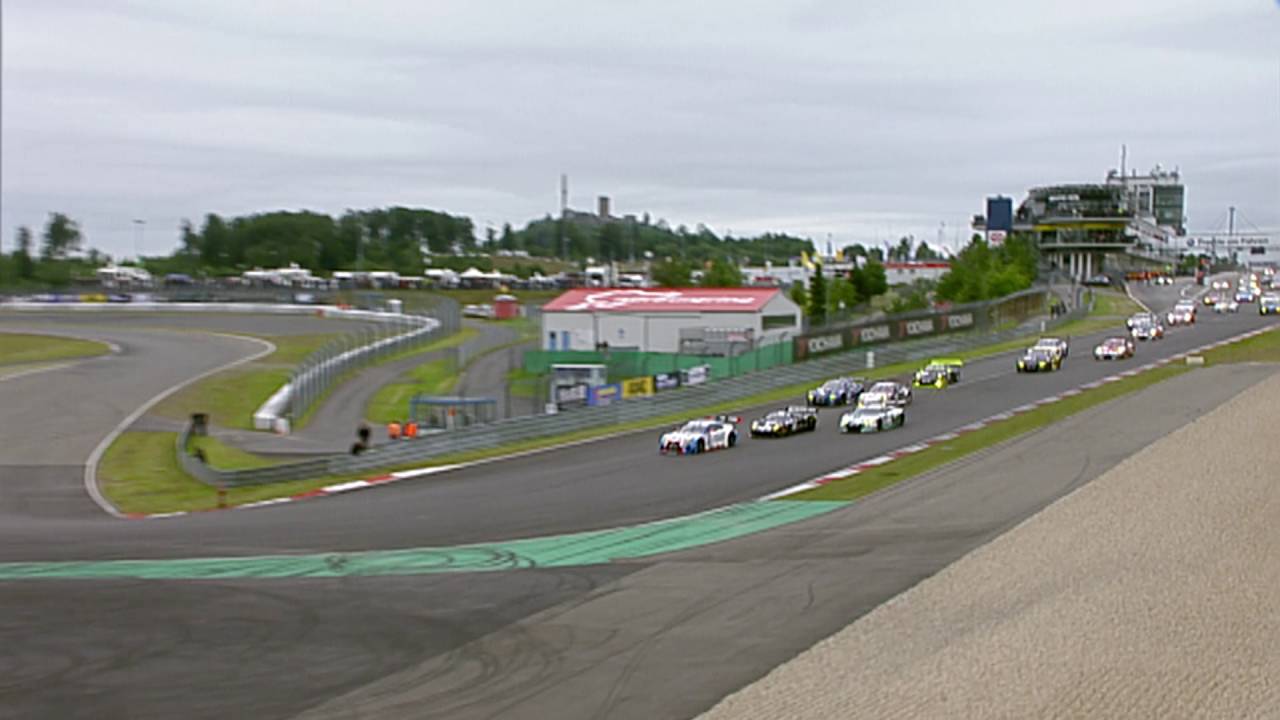 Video: Land Motorsport triumphiert im Endspurt